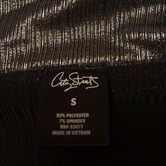 NWOT, City Streets, Women blouse size S - Picture 4 of 4